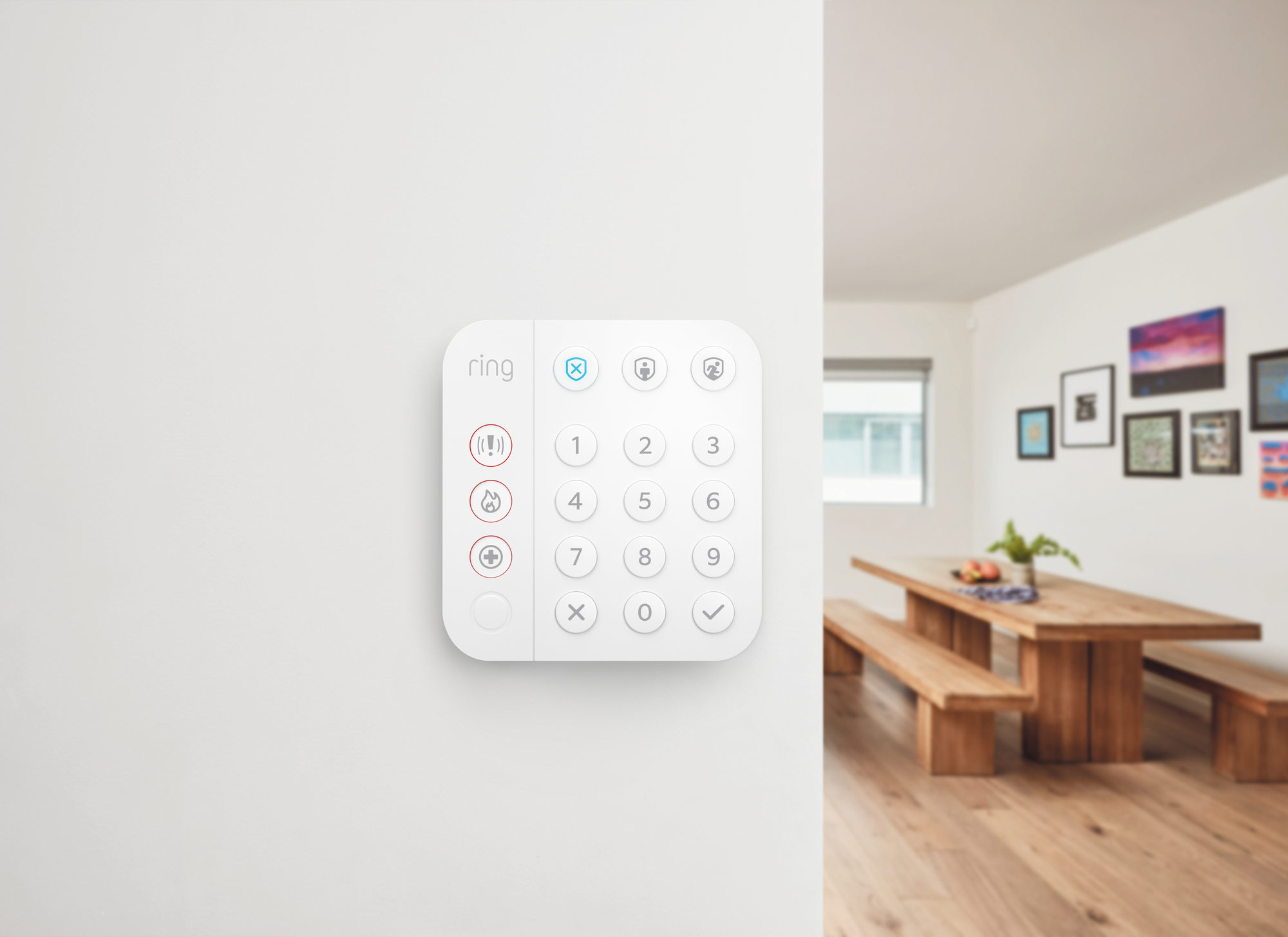 Modern Ring Alarm-bedieningspaneel in een woning